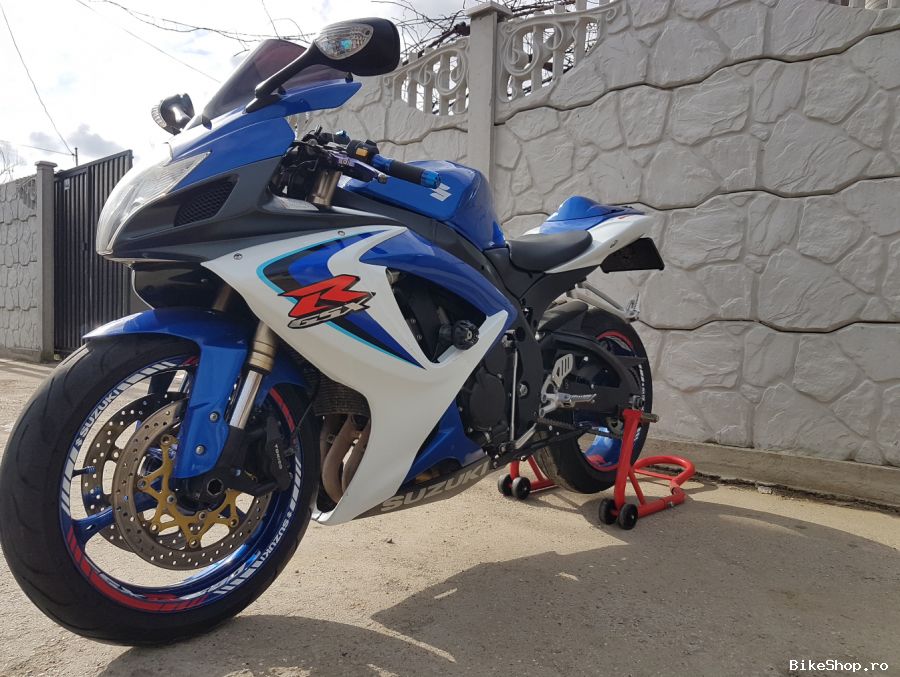 Сузуки gsxr 600 k7